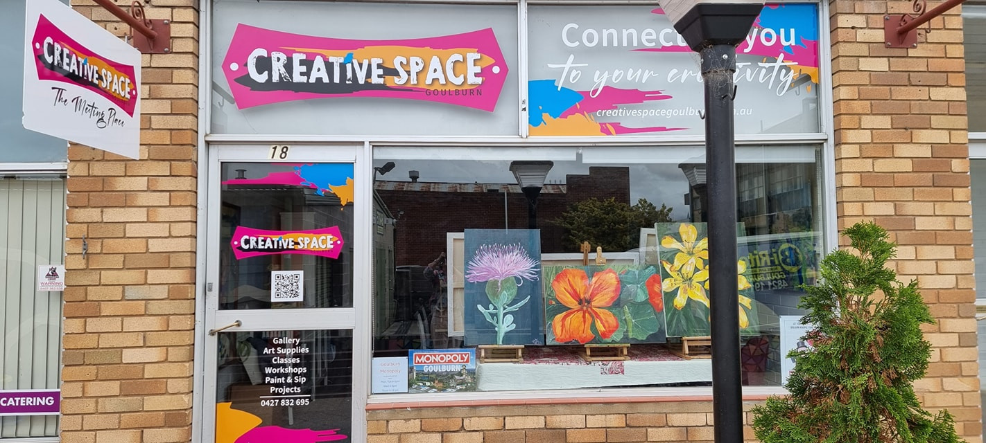 Come to Creative Space Goulburn this Saturday for a painting workshop where you can go into the running for an award, the Blue Square Art Prize. (Supplied)